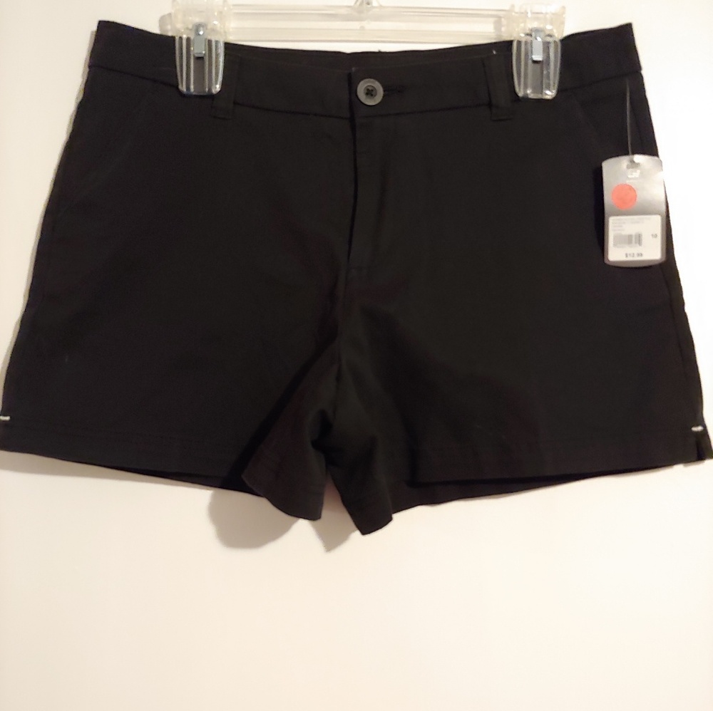 BCG black shorts NWT size 10 inseam 4"